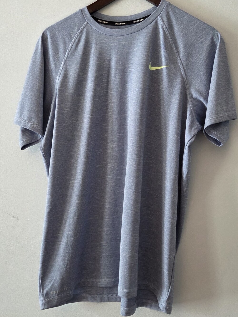 NIKE DRI-FIT Swim Short Sleeve Light Blue Athletic Tee Size L